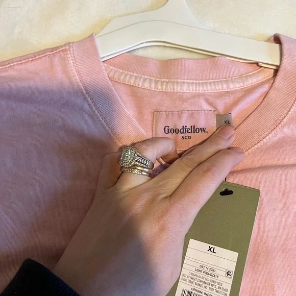 Goodfellow & Co Light Pink XL Long Sleeve Pocket Tee NWT - Picture 3 of 4